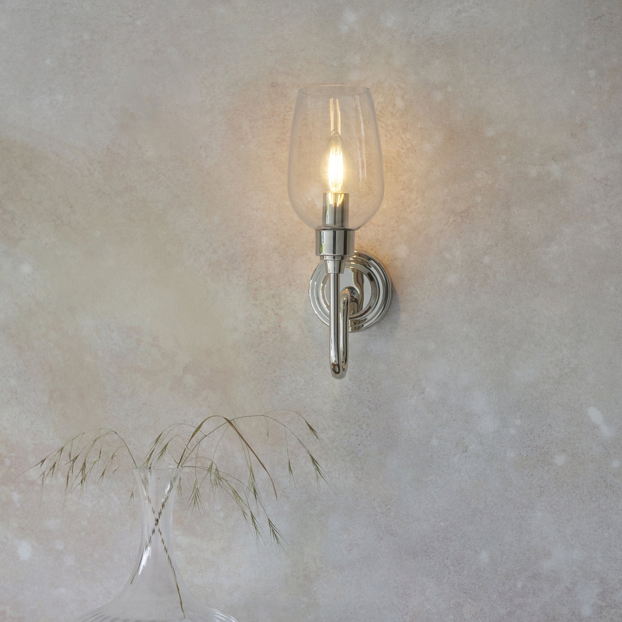 Utopia Walton Single Wall Light - Bright Nickel Plate & Clear Glass