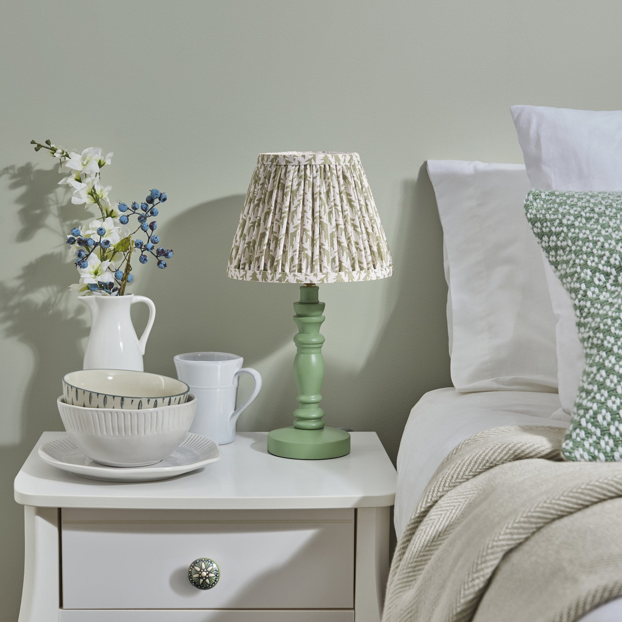 Endon Bibury Satin Cotswold Green Table Lamp & Leaf 20cm Herb Garden Green Shade