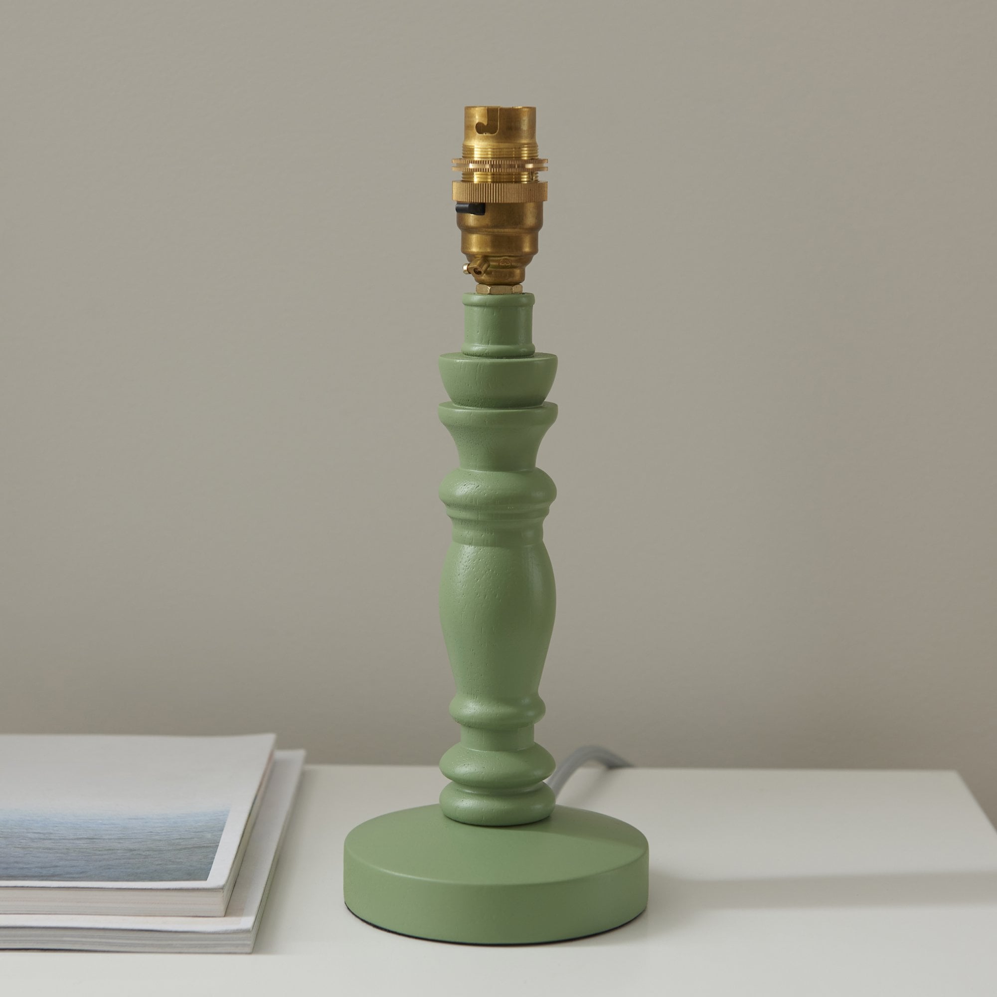 Endon Bibury Satin Cotswold Green Table Lamp & Leaf 20cm Herb Garden Green Shade
