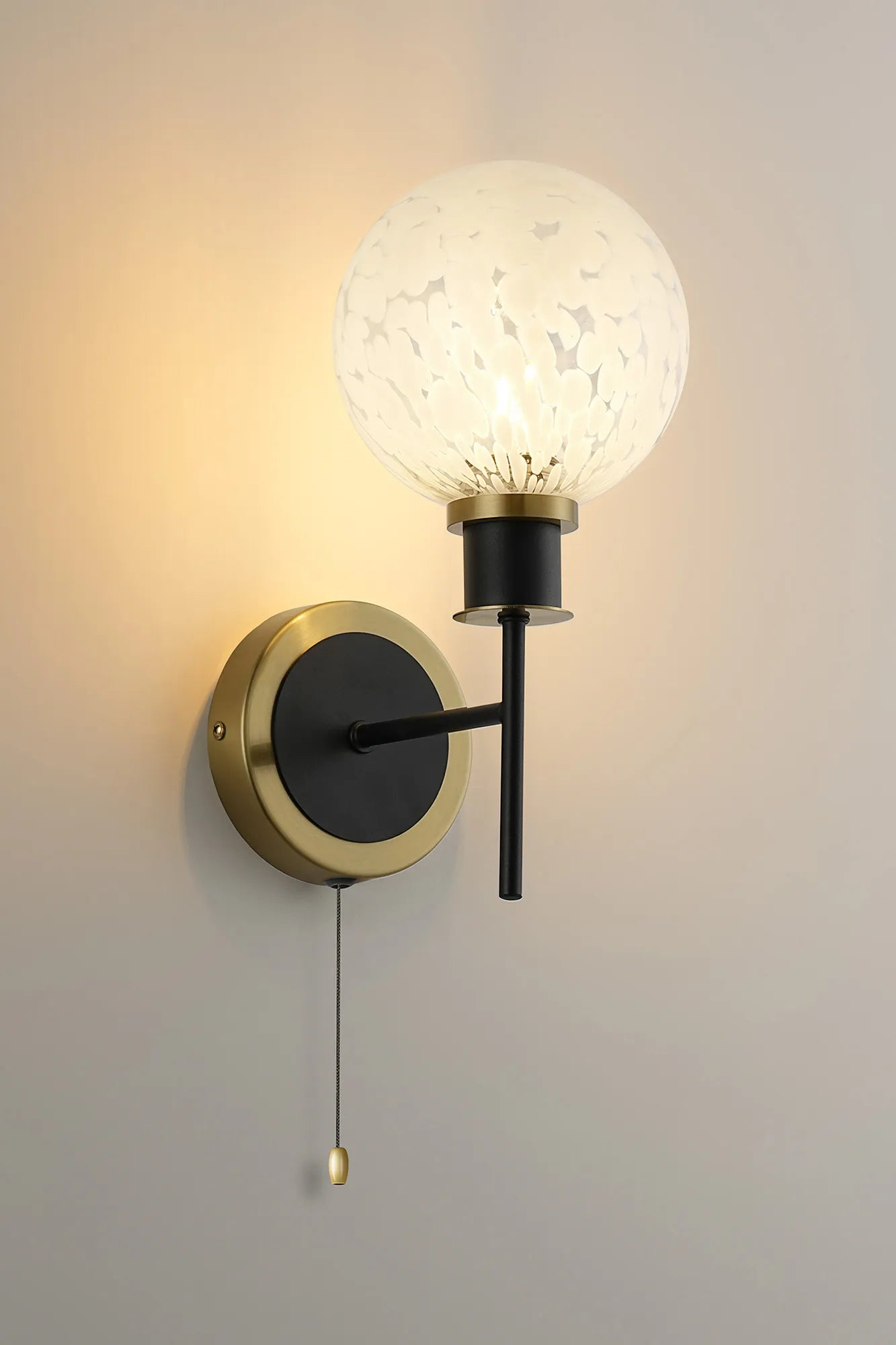 Sycamore Switched Wall Light with 15cm Round Speckled Glass Shade - Brass, White & Satin Black