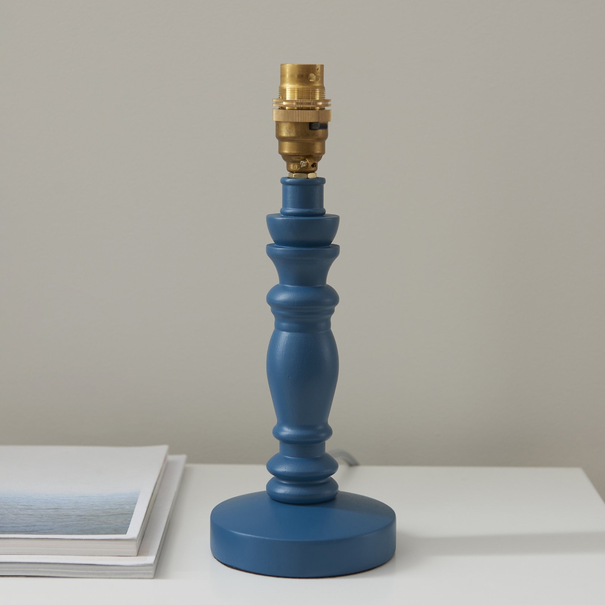 Endon Bibury Satin Marlin Blue Table Lamp & Zigzag 20cm Pearl Grey Shade